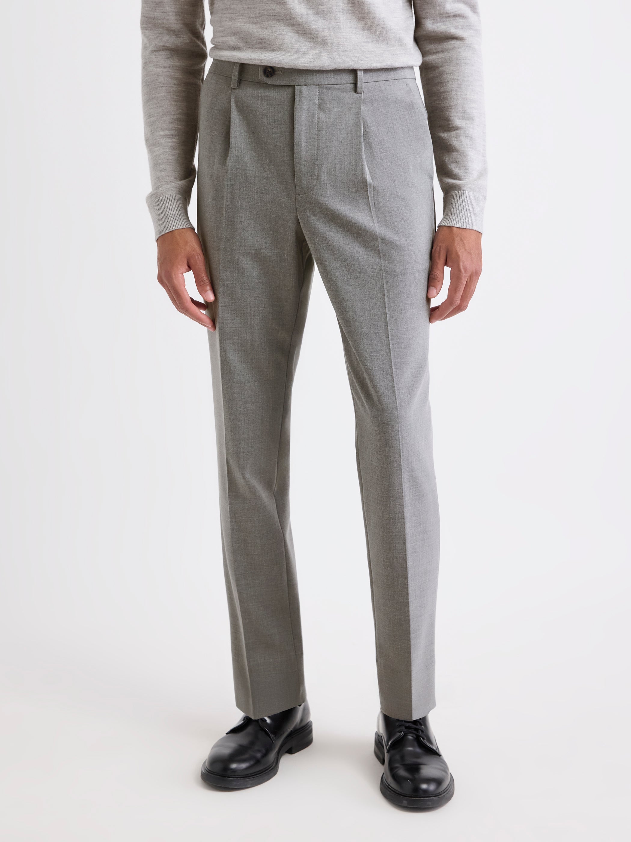 Wool-Blend Tapered-Leg Pleated Dress Pant