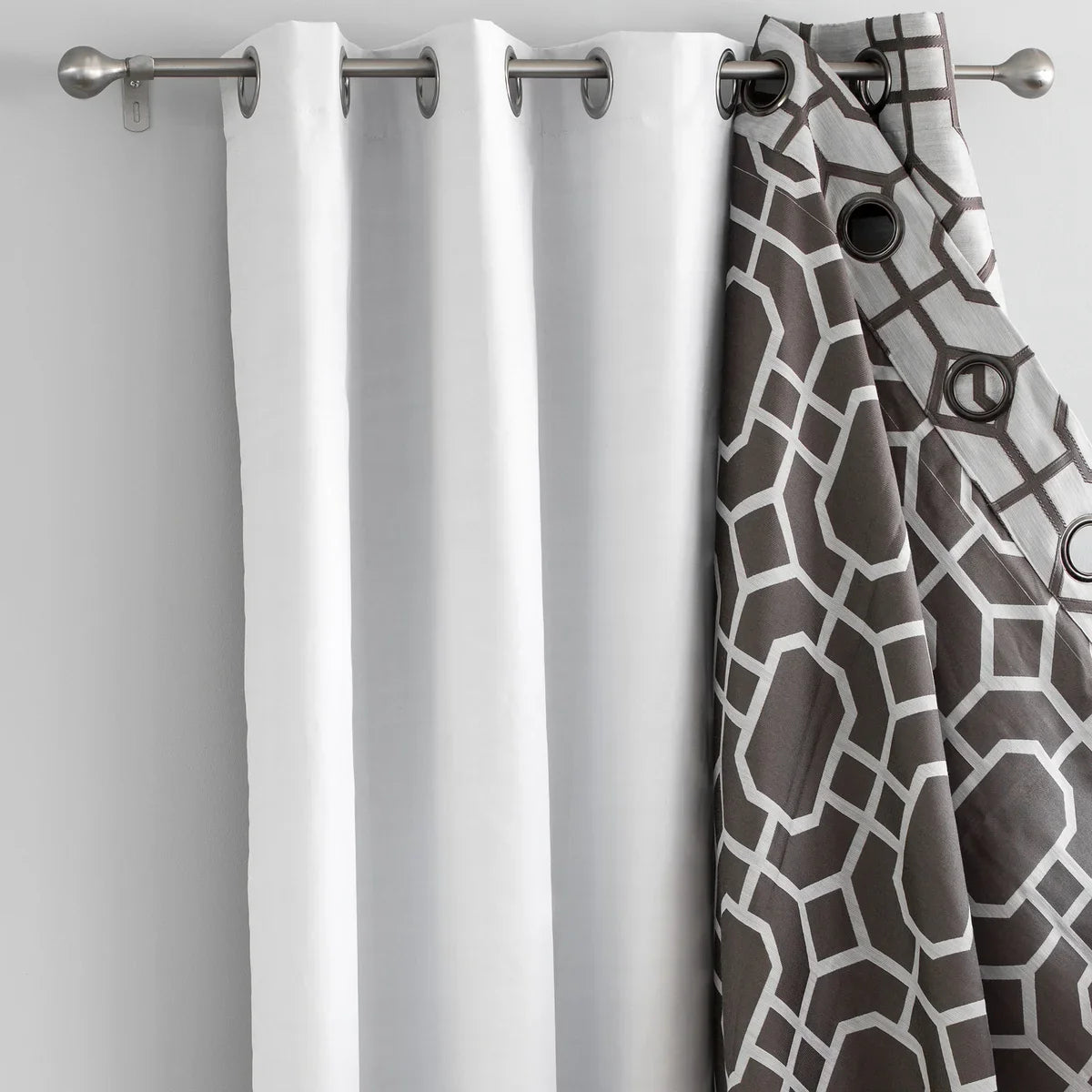 Lite Out Universal Grommet Blackout Liner