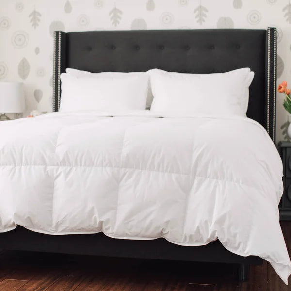 Canadian Down & Feather Company Regular Weight Hutterite White Duck Down Duvet
