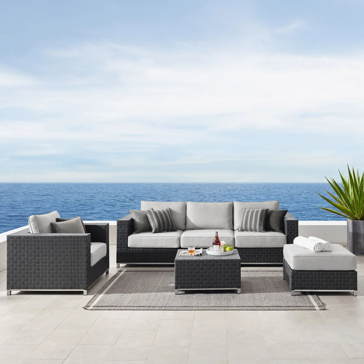 Soho 6-piece Patio Sectional Conversation Set