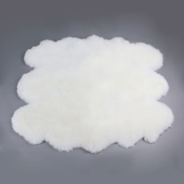 Windward Sexto Sheepskin Rug