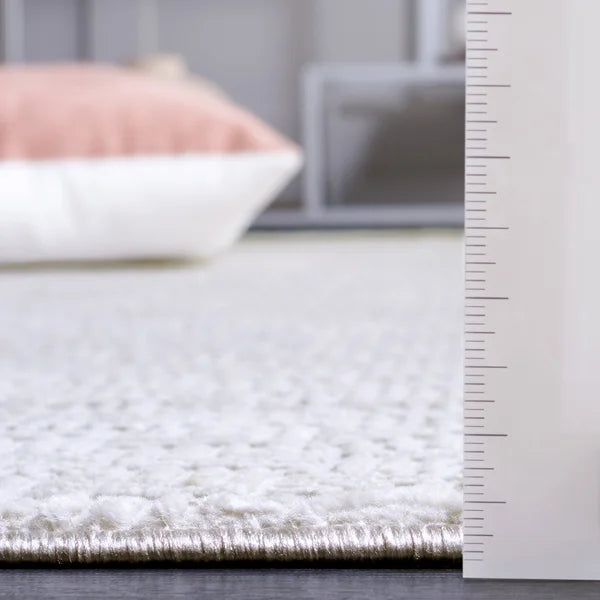 Safavieh Hannah Collection Glamour Indoor Area Rug