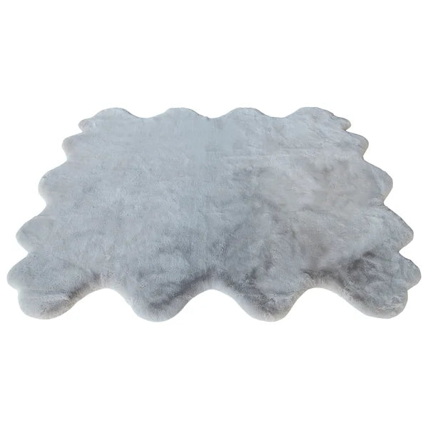Mon Chateau Octo Faux Fur Rug