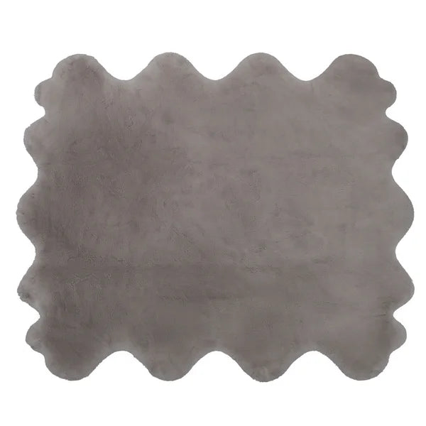 Mon Chateau Octo Faux Fur Rug