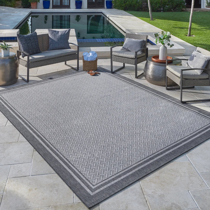Gertmenian Naples Collection Ace Border Indoor/Outdoor Area Rug