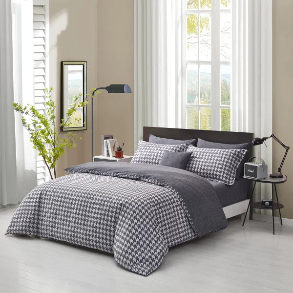 Justine 4-piece Duvet Cover Set