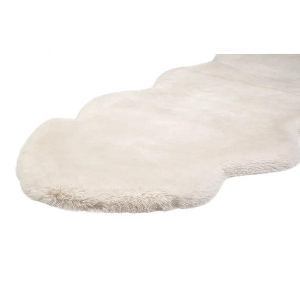 Mon Chateau Twin Faux Fur Rug