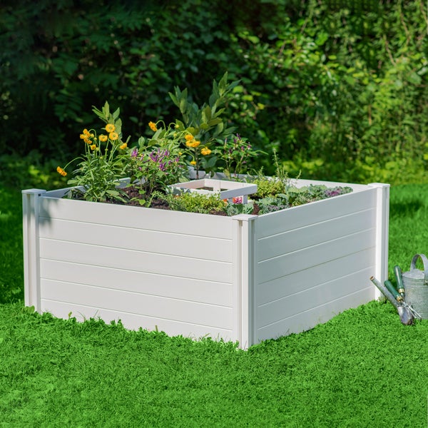 4 ft. x 4 ft. Composting Keyhole Garden Bed