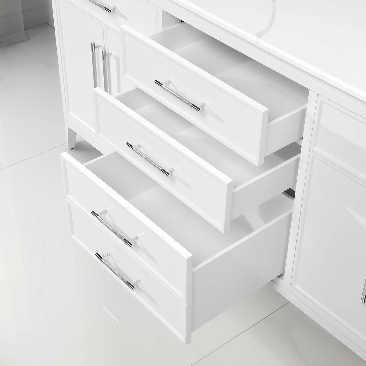 Loxley Rowe Venice Vanity in White with Quartz Top