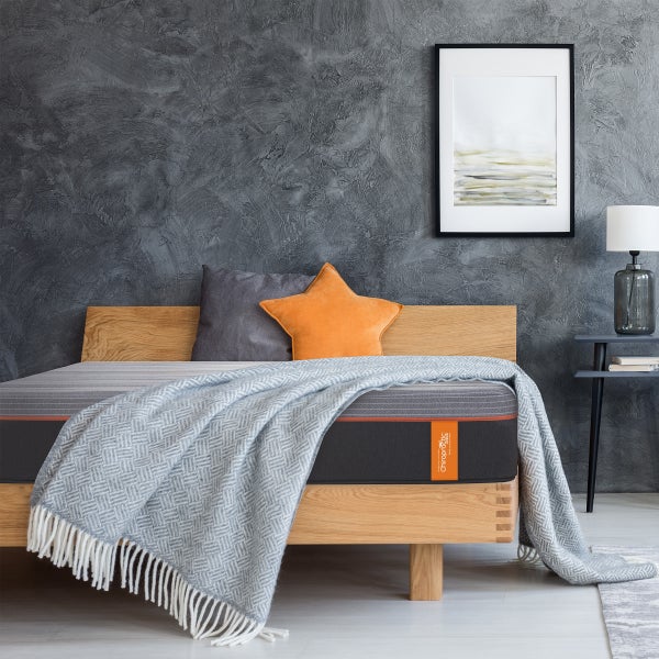 Springwall Chiropractic Hybrid 35.5 cm (14 in.) Mattress