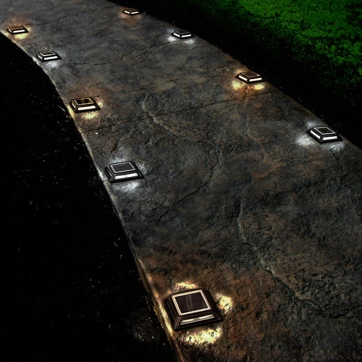 Classy Caps Muskoka Universal Solar Deck and Post Light, 2-pack