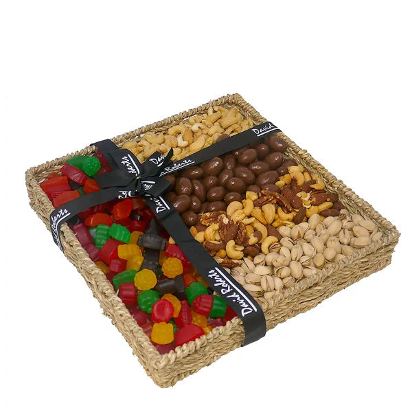 Premium Nut & Candy Gift Tray, 10 × 1.68 kg