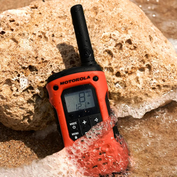 Motorola Solutions Talkabout T603 Rechargeable Waterproof 35 mi (56 km) 2-way Radio, 2-pack