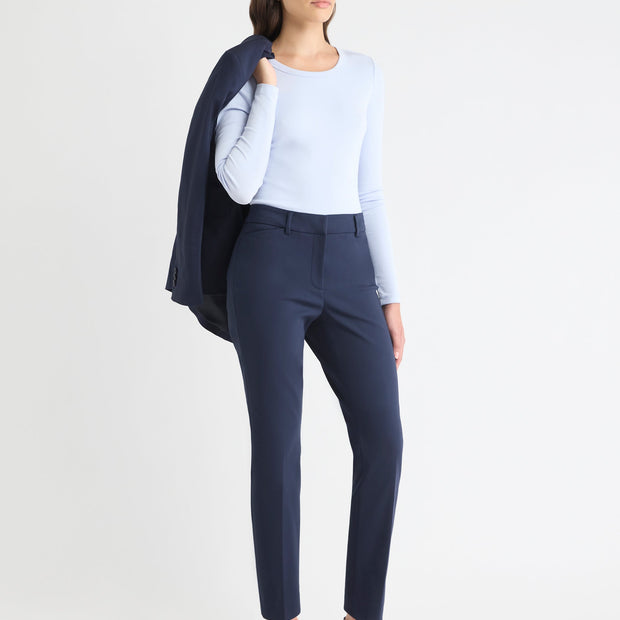 Limitless Mid-Rise Slim-Leg Signature Ankle Pant