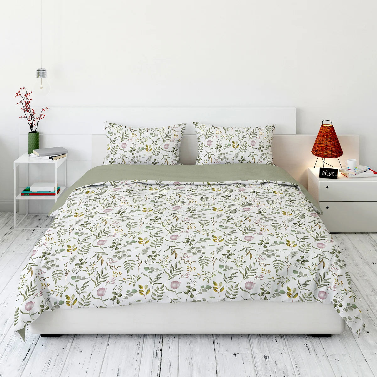 Swiss Collection 3-piece Reversible Duvet Cover Set