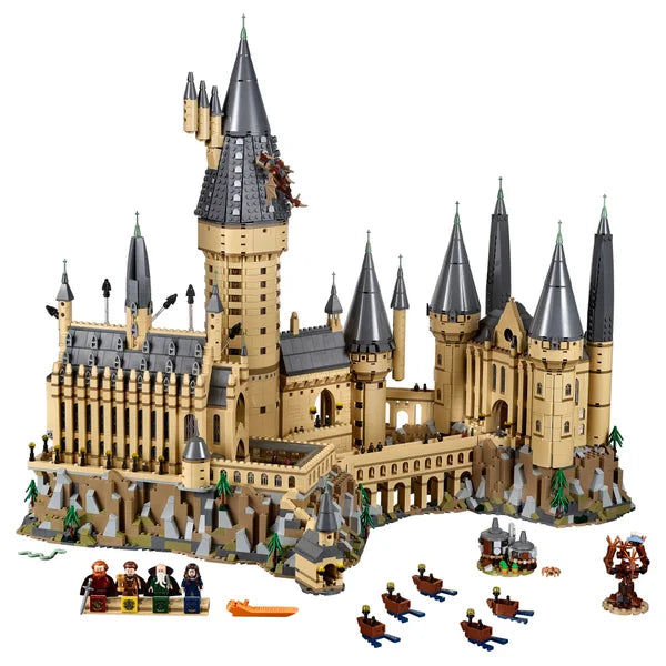 LEGO Harry Potter Hogwarts Castle 71043 with Bonus LEGO Harry Potter Hogwarts Castle: Flying Lessons 76447