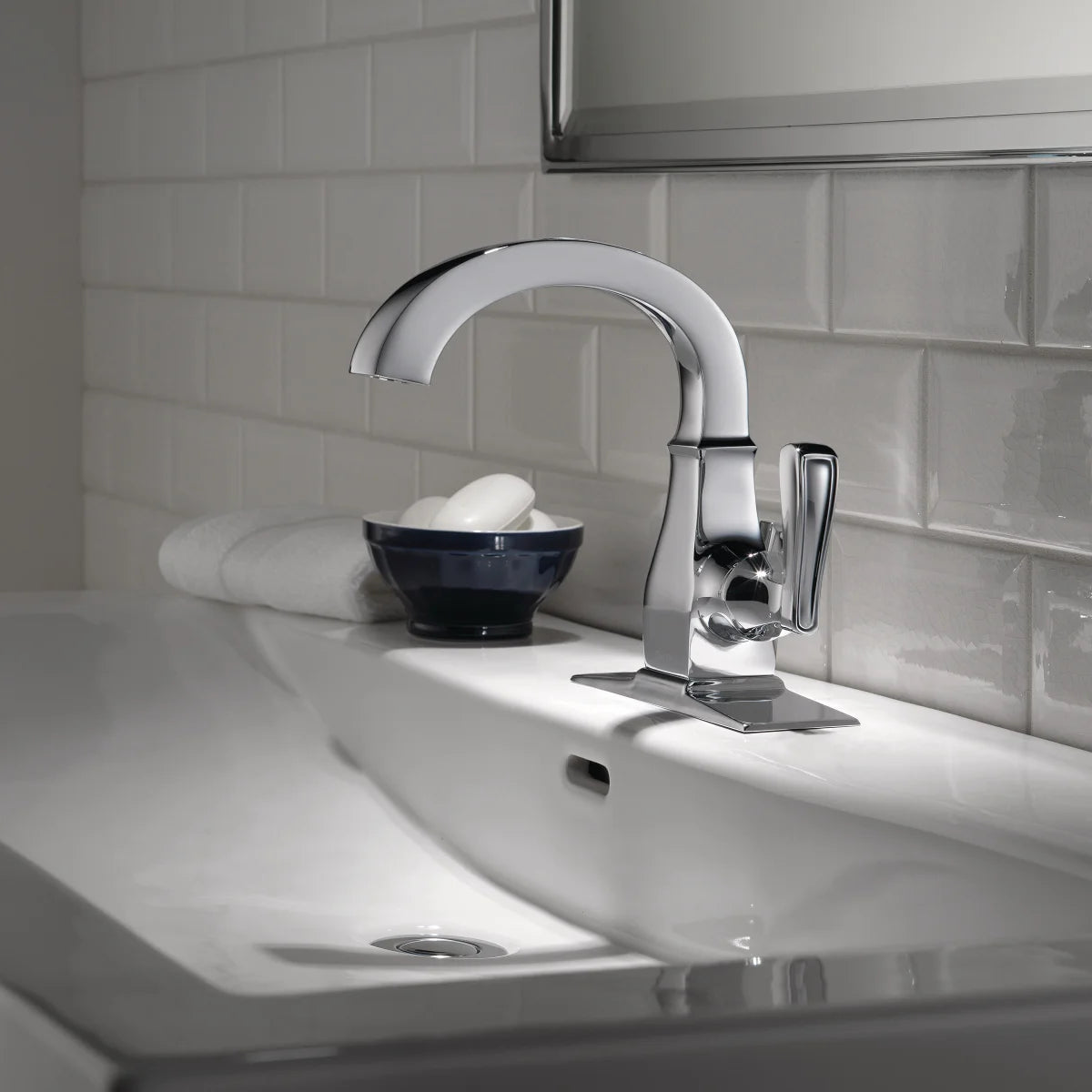Delta Lakewood Single Handle Bathroom Faucet
