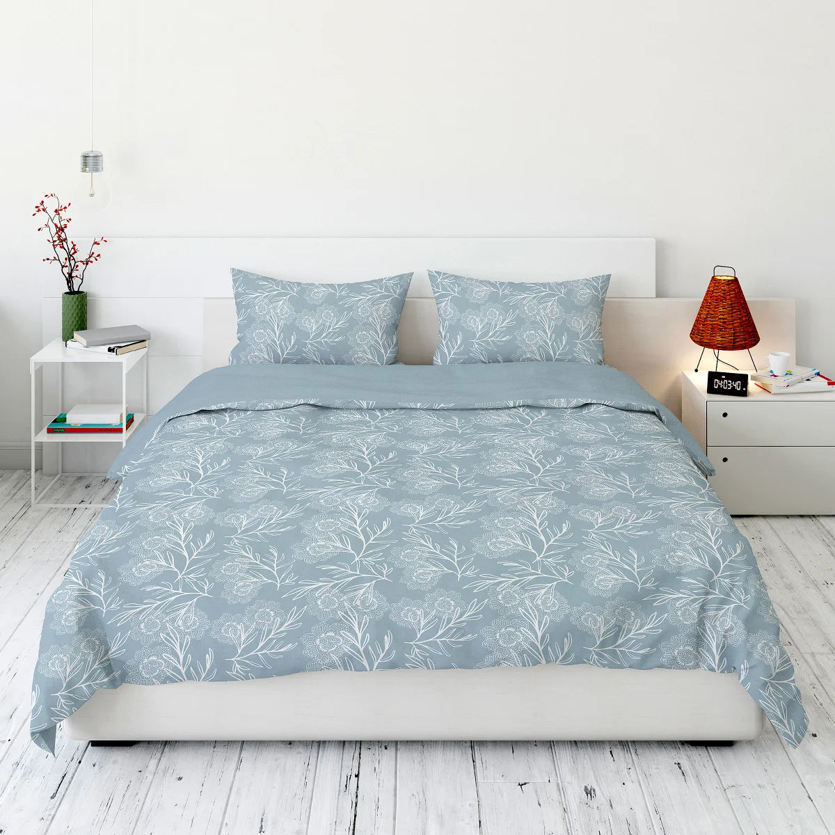 Swiss Collection 3-piece Reversible Duvet Cover Set