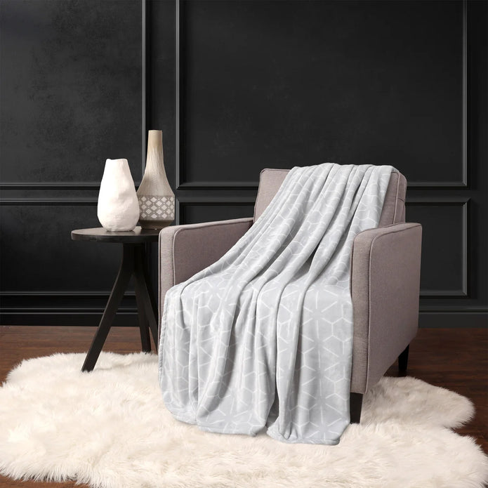 Simple Elegance - Plush Throw
