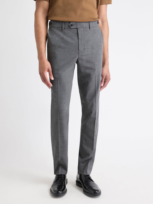 Slim-Fit Essential Pant