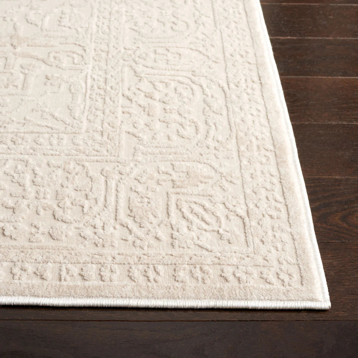 Safavieh Reflections Collection Astrid Indoor Area Rug