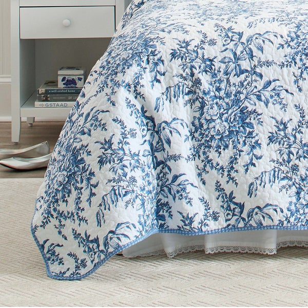 Laura Ashley - Quilt Set