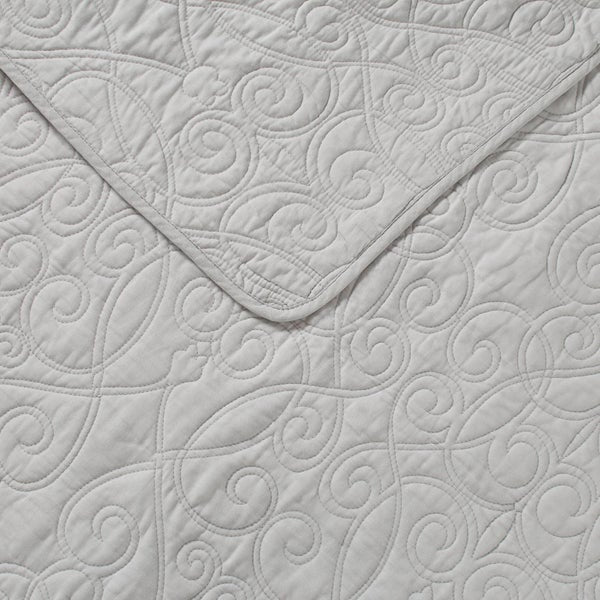 Laura Ashley - Quilt Set