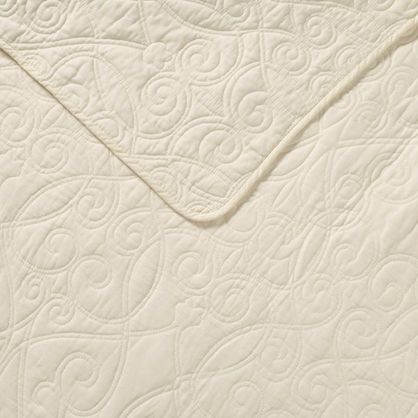 Laura Ashley - Quilt Set
