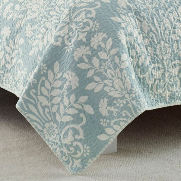 Laura Ashley - Quilt Set