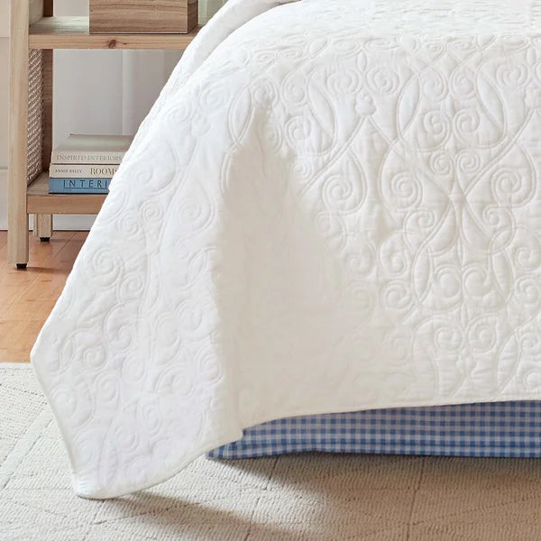 Laura Ashley - Quilt Set