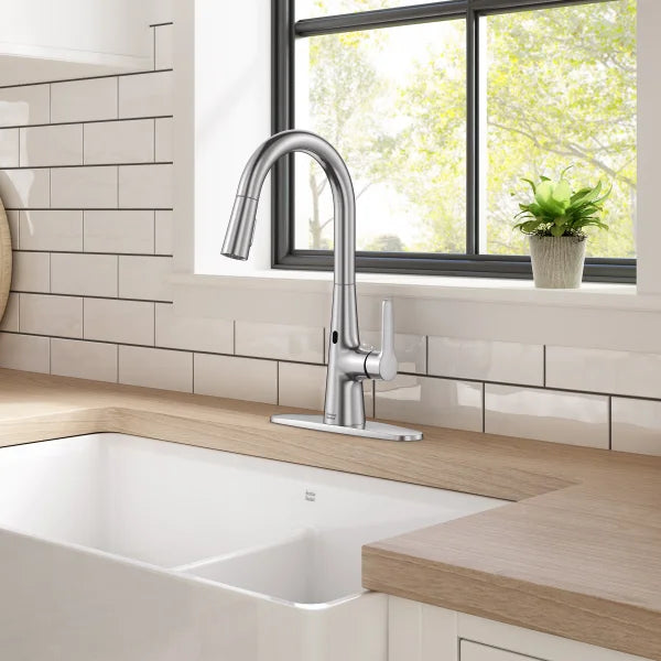 American Standard Calusa Touchless Pull-down Kitchen Faucet