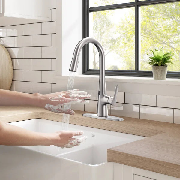 American Standard Calusa Touchless Pull-down Kitchen Faucet