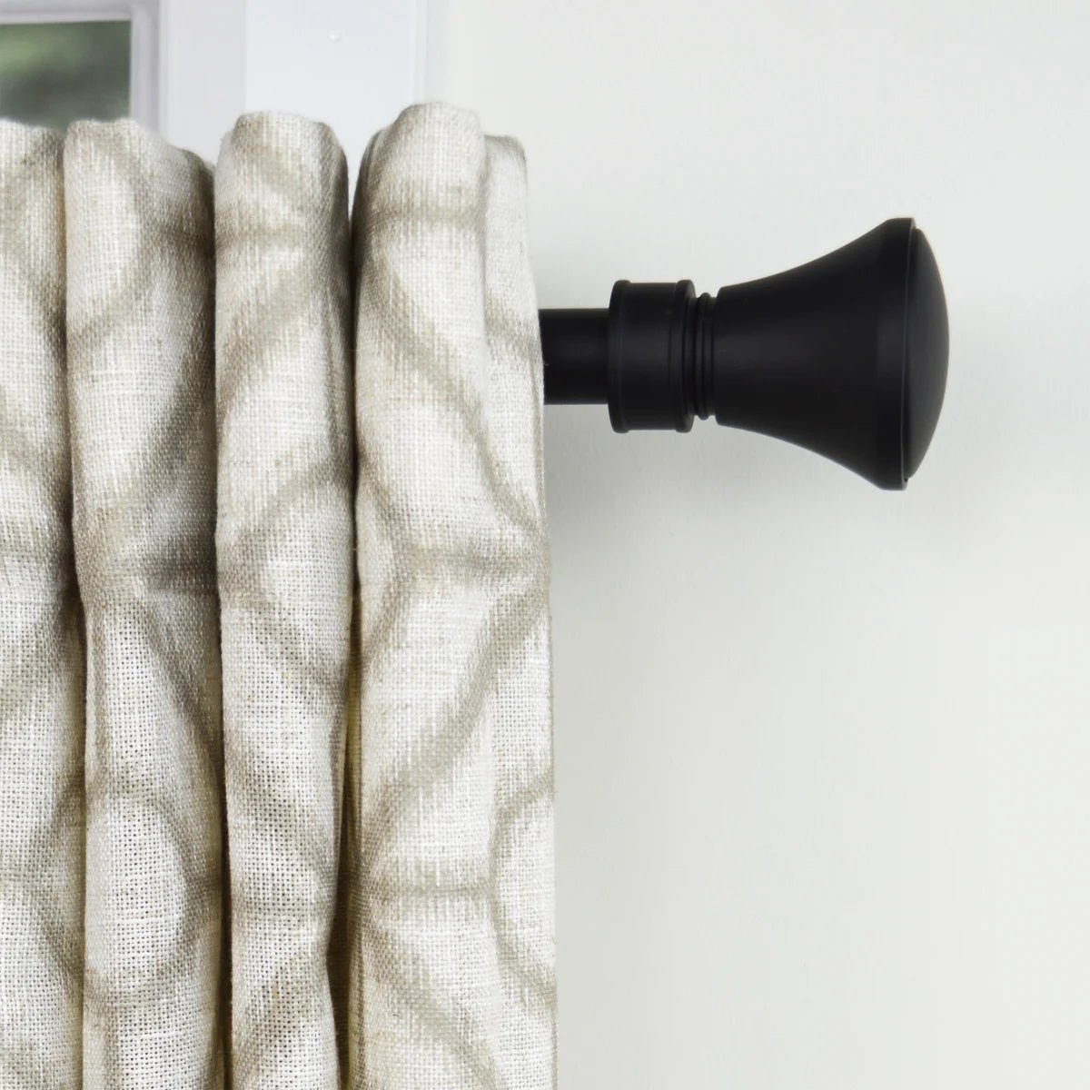 Versailles Lexington Flare Curtain Rod Set