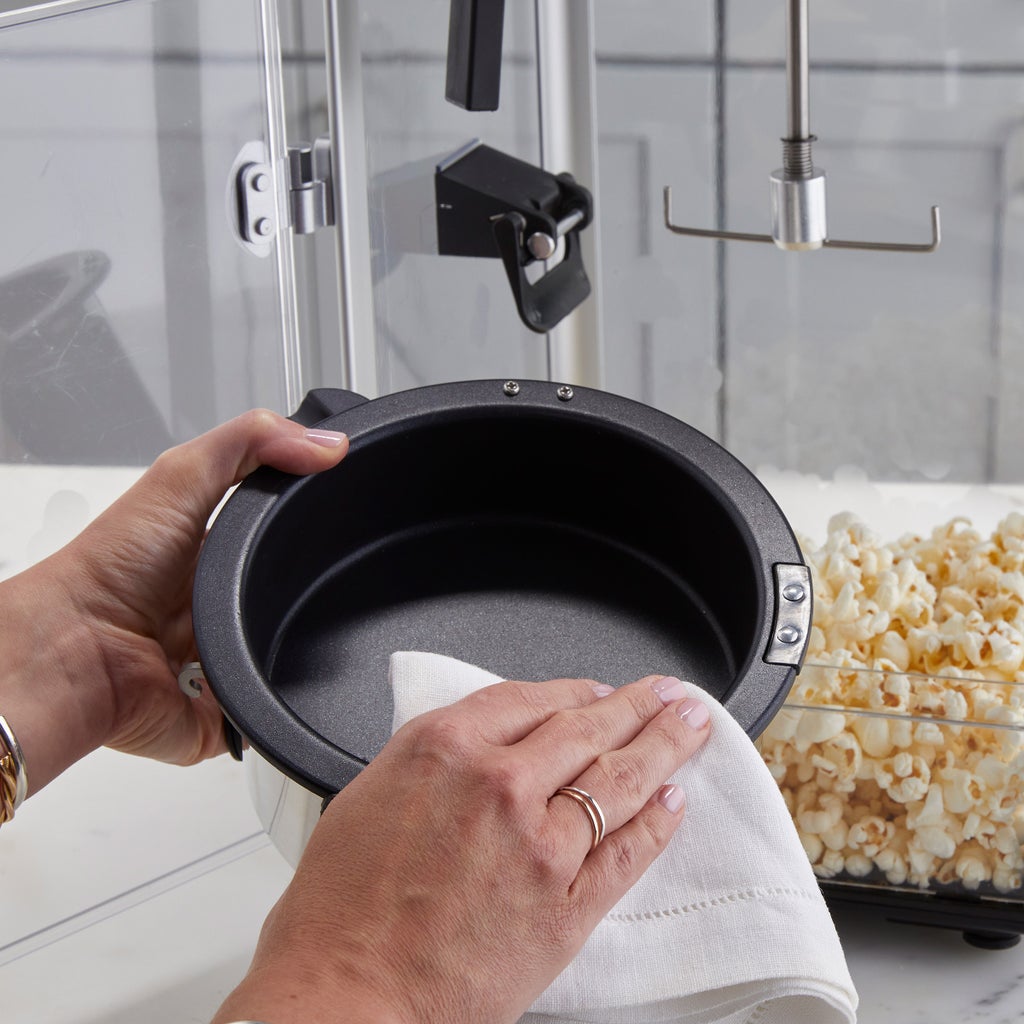 West Bend Theatre Crazy Popcorn Maker XL, 16 Cups