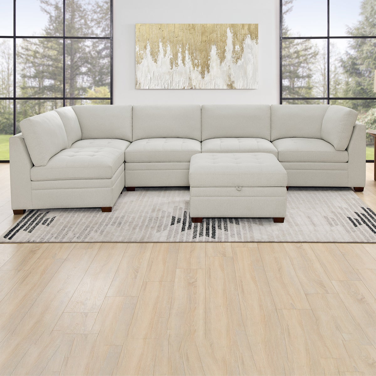 Thomasville Tisdale Tufted 6-piece Fabric Sectional with Storage Ottoman