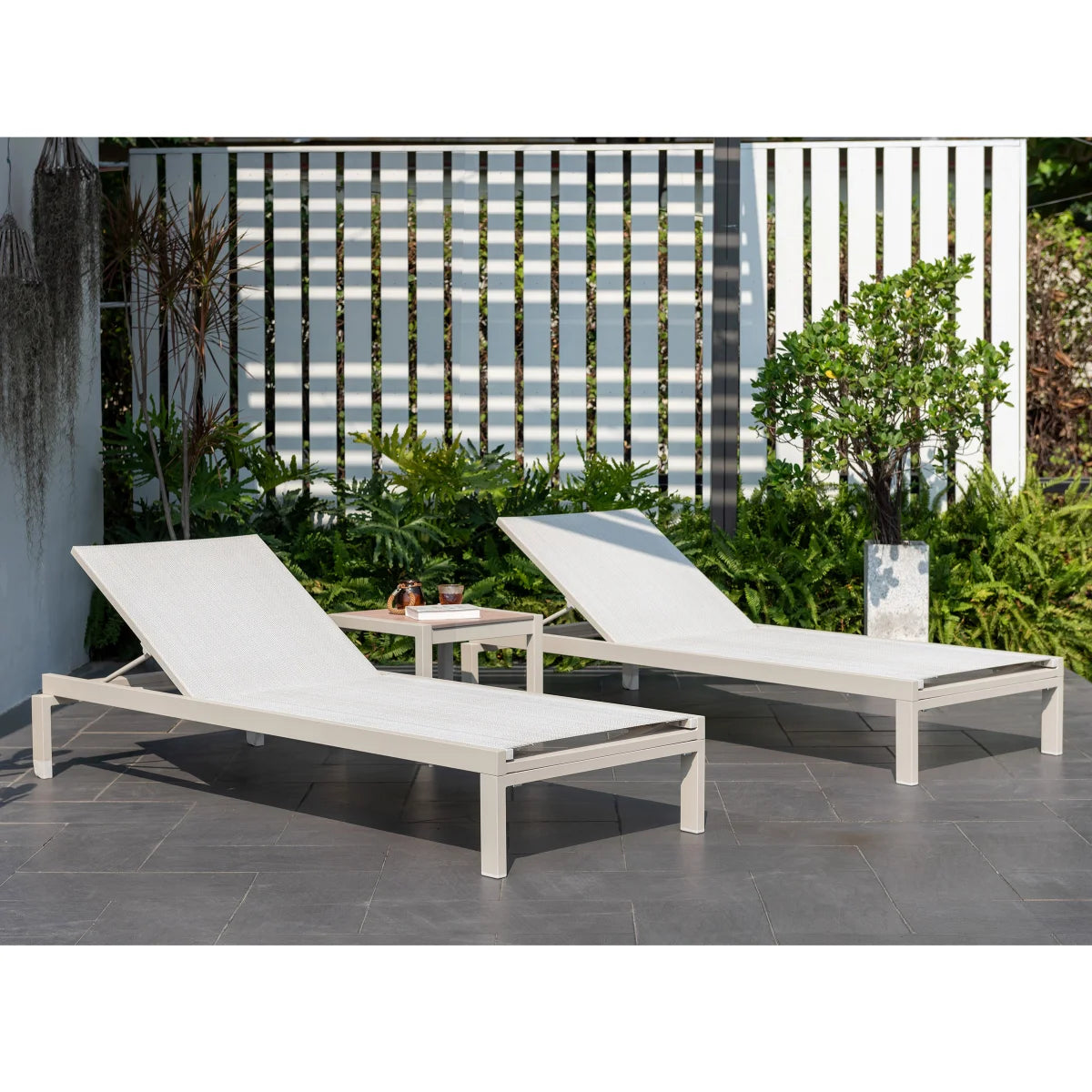 Urbanite 3-piece Chaise Lounge Set