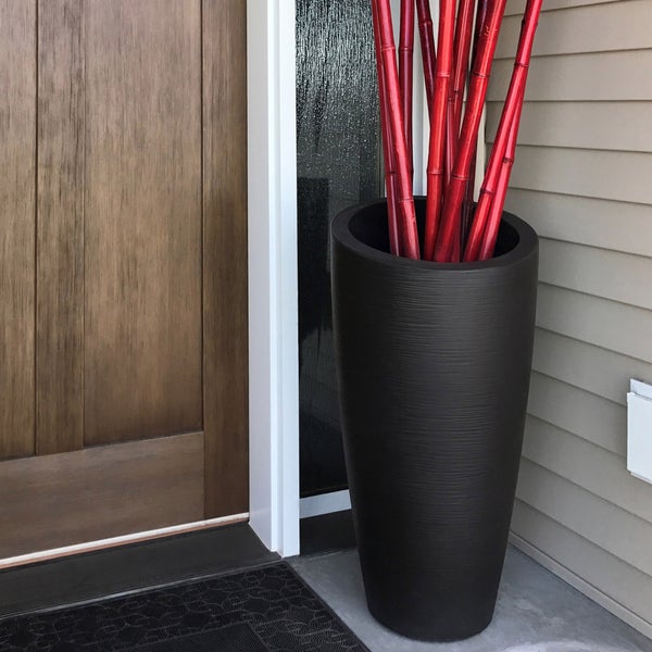 Modesto 32 in. Tall Planter
