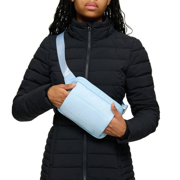 Lolë Unisex Handwarmer Belt Bag - Blue