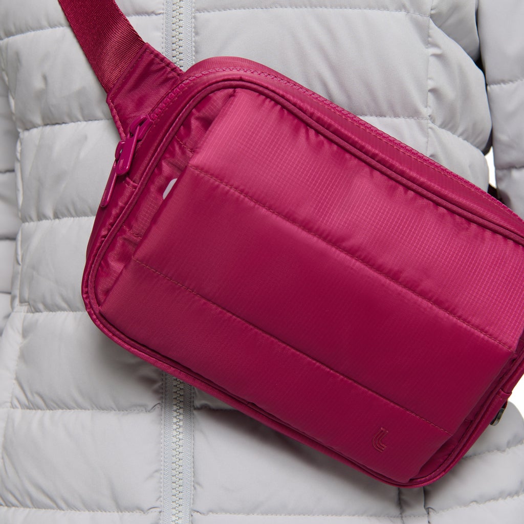 Lolë Unisex Handwarmer Belt Bag
