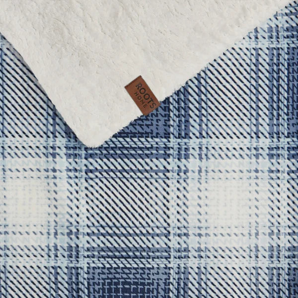 Roots Home - Reversible Sherpa Comforter Set