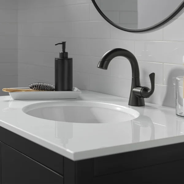 Delta Lampard Single Handle Pull-Down Bathroom Faucet