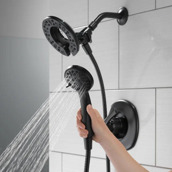 Delta Larkin Single Handle Tub and Shower Faucet