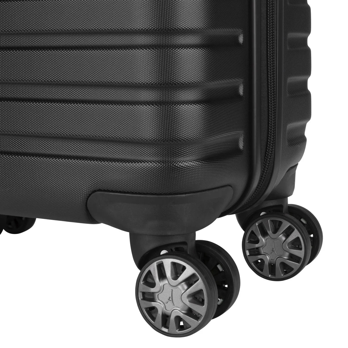 Travelpro Infinity 3 piece Hardside Luggage Set