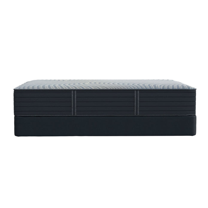 Serta iDream Upscale 30.5 cm (12 in.) Hybrid Mattress or Set