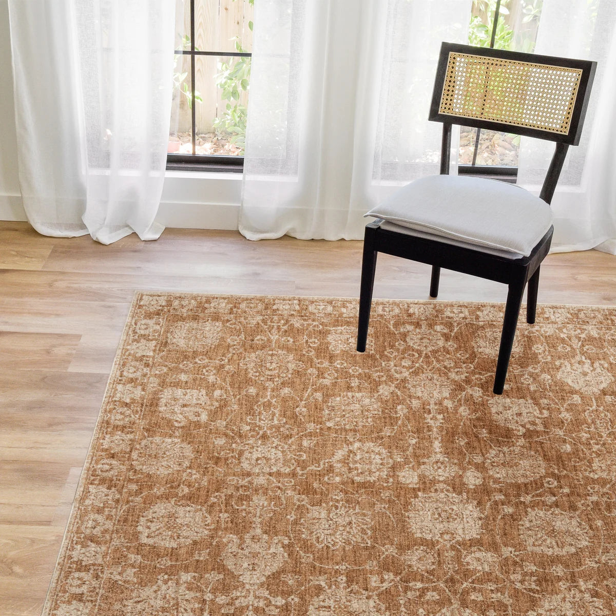 Gertmenian Avalon Collection Sabine Indoor Area Rug