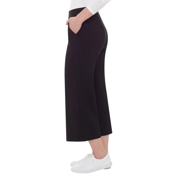 S.C. & CO. Women’s Pull-on Knit Ponte Crop Gaucho