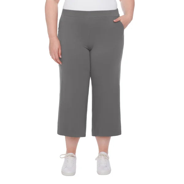 S.C. & CO. Women’s Pull-on Knit Ponte Crop Gaucho