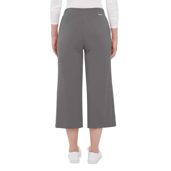 S.C. & CO. Women’s Pull-on Knit Ponte Crop Gaucho