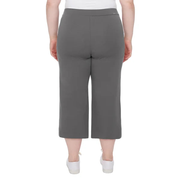 S.C. & CO. Women’s Pull-on Knit Ponte Crop Gaucho