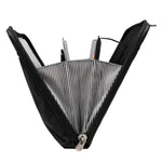 PKG Wellington 10 L Laptop Messenger Bag